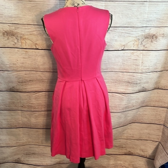 Trina Turk Sunnie Dress Keyhole Opening Sleeveless Pink Swizzle Size 2 Lace Slip - Picture 6 of 10